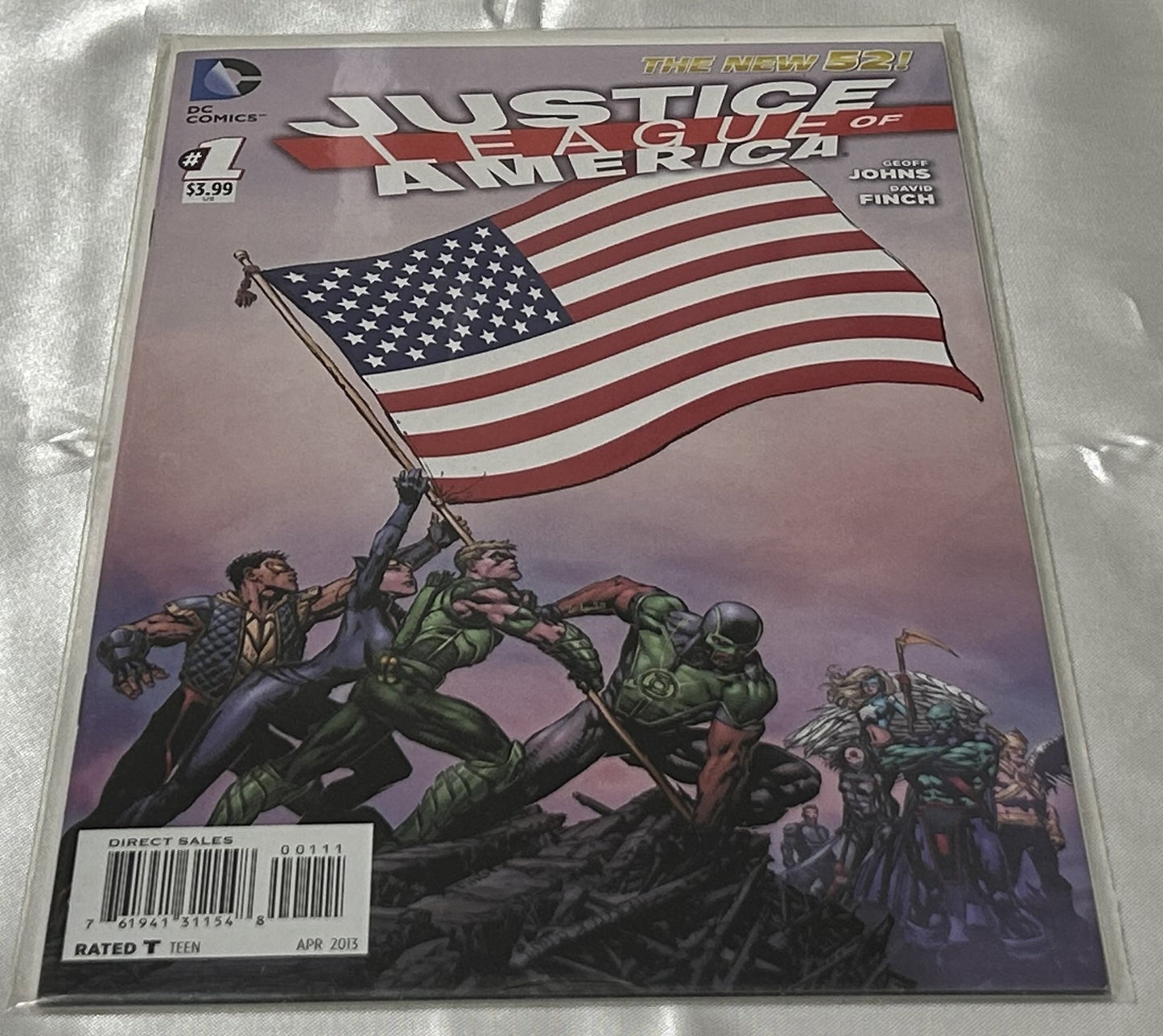 Justice League of America #1 Flag Variant New 52