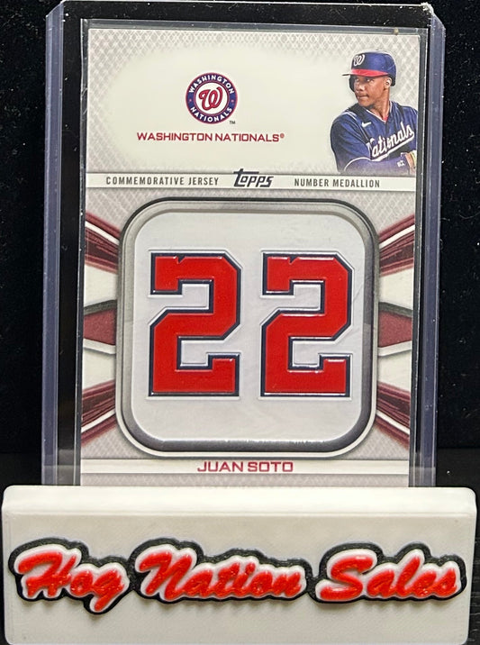 2022 Topps Series One Juan Soto Jersey Number Medallion