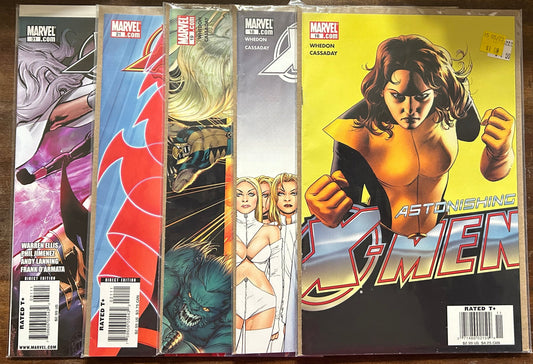 Astonishing X-Men 5 Comic Lot